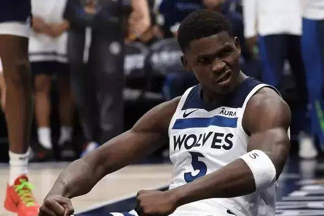 C罗“罢赛”背后：堂吉诃德挑战体系话语权